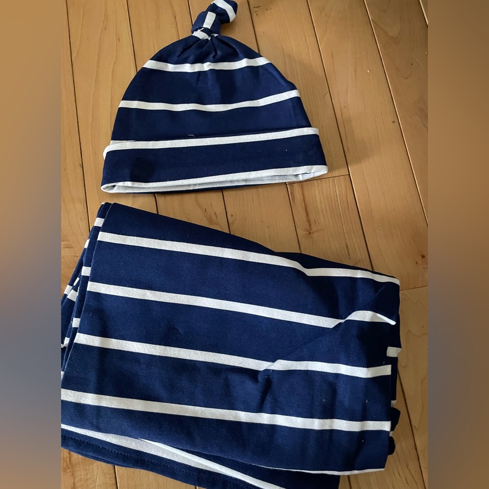 NWOT swaddle blanket and matching hat